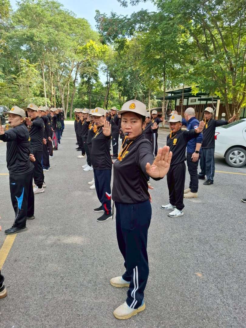 LINE_ALBUM_ทบทวน อปพร. 68_250813_338_397.jpg